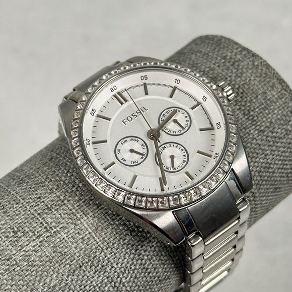 Fossil Watch Womens 40mm Pave Bezel Carissa Day Date Silver Tone New Battery - Picture 1 of 11